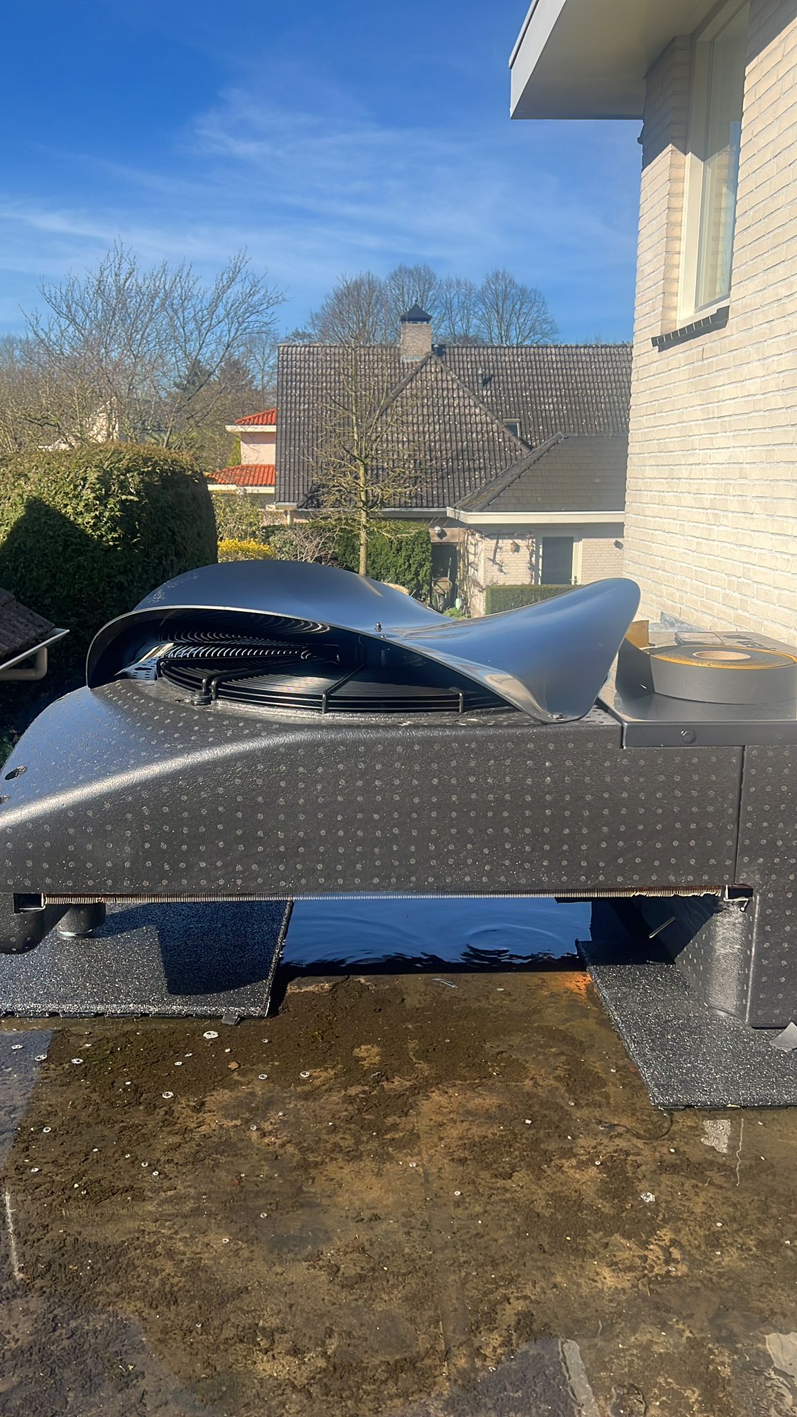 Moderne woning met hybride warmtepomp installatie